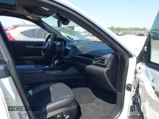 ✅ 2022 Maserati Levante GT • VIN: ZN661XUA6NX388691 • Лот: 43143731. Опубликован ранее на IAAI с пробегом 28 688 миль. Бесплатный доступ к архиву аукционных продаж из США и подробный отчёт об истории автомобиля на DreamBid. Изображение 5.