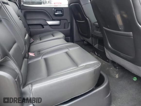 ✅ 2015 Chevrolet Silverado 2500HD LTZ • VIN: 1GC1KWE8XFF104422 • Лот: 41194784. Опубликован ранее на IAAI с пробегом 151 772 миль. Бесплатный доступ к архиву аукционных продаж из США и подробный отчёт об истории автомобиля на DreamBid. Изображение 8.