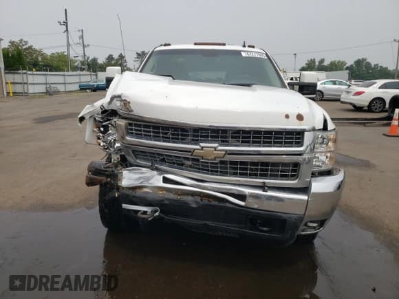 ✅ 2009 Chevrolet Silverado 2500HD LT • VIN: 1GCHK59K99E144371 • Лот: 67277605. Опубликован ранее на Copart с пробегом 267 993 миль. Бесплатный доступ к архиву аукционных продаж из США и подробный отчёт об истории автомобиля на DreamBid. Изображение 5.