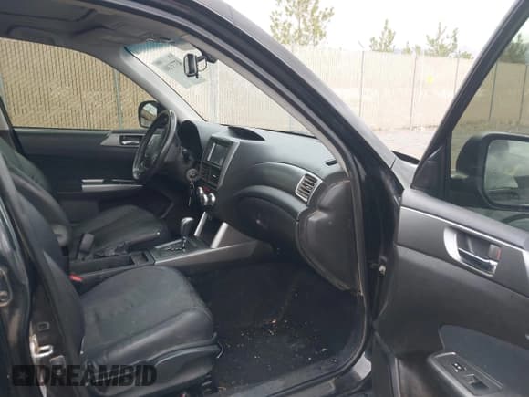 ✅ 2013 Subaru Forester X Limited • VIN: JF2SHAECXDH432243 • Lot: 43735300. Listed on IAAI with 157,536 mi. Free auction sales archive from the USA and detailed vehicle history report at DreamBid. Image 5.