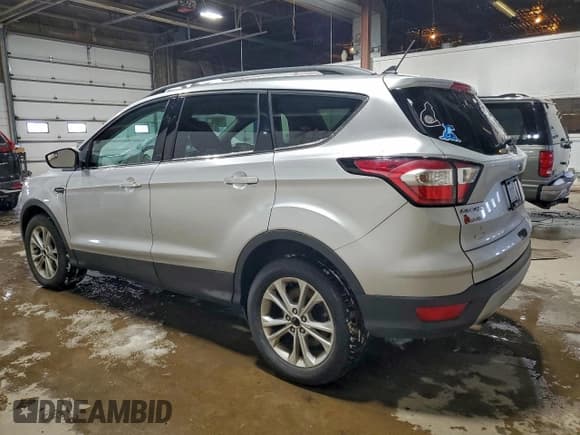 ✅ 2018 Ford Escape SE • VIN: 1FMCU9GD5JUB29436 • Lot: 95638085. Wystawiony na Copart z przebiegiem 148 370 mil. Bezpłatny archiwum sprzedaży aukcyjnych z USA i szczegółowy raport historii pojazdu na DreamBid. Zdjęcie 2.
