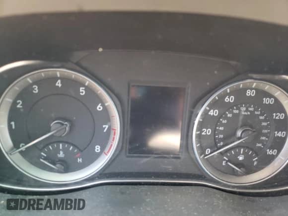 2020 Hyundai Kona SE с VIN KM8K1CAA2LU570637, выставлен на аукционе Copart как лот 50371372 с пробегом Не указан миль и . История ставок и продаж доступна на DreamBid. Изображение 8.