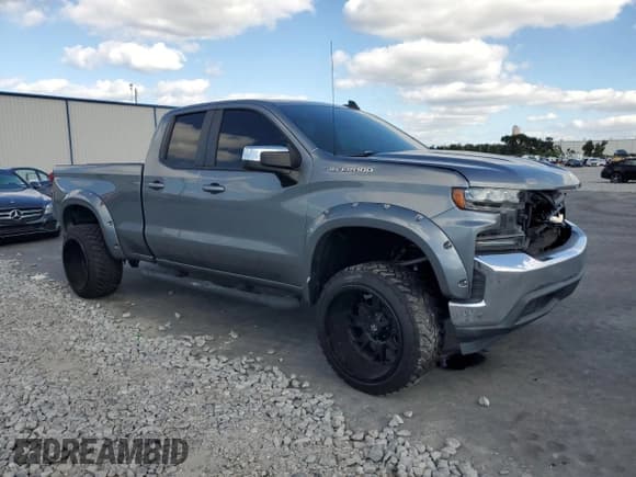 ✅ 2020 Chevrolet Silverado 1500 LT • VIN: 1GCRWCED8LZ157245 • Lot: 91548175. Wystawiony na Copart z przebiegiem 147 807 mil. Bezpłatny archiwum sprzedaży aukcyjnych z USA i szczegółowy raport historii pojazdu na DreamBid. Zdjęcie 4.