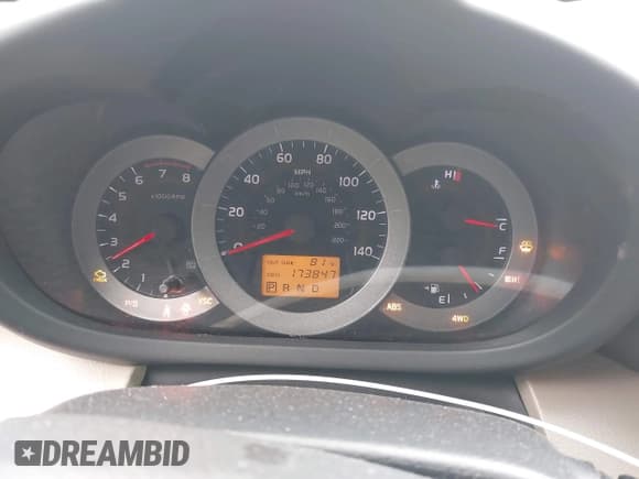 ✅ 2007 Toyota RAV4 Limited • VIN: JTMBD31V976029819 • Lot: 43340264. Wystawiony na IAAI z przebiegiem 173 847 mil. Bezpłatny archiwum sprzedaży aukcyjnych z USA i szczegółowy raport historii pojazdu na DreamBid. Zdjęcie 7.