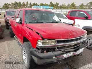 2000 Chevrolet Silverado 1500 LT z VIN 2GCEK19T9Y1359379, wystawiony jako IAAI lot #41765167 z przebiegiem 350 032 mil mil oraz . Historia ofert i sprzedaży dostępna na DreamBid. Obrazek 1.
