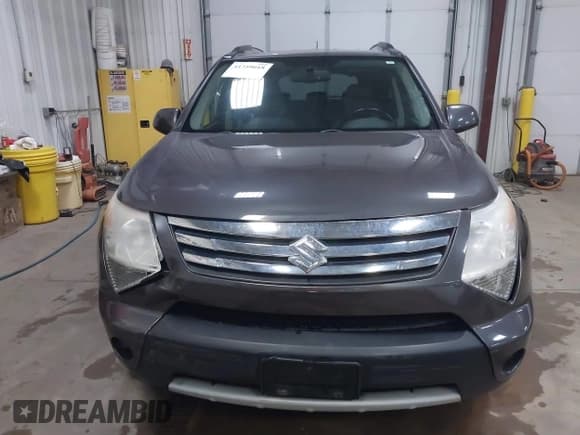 ✅ 2008 Suzuki XL7 Limited • VIN: 2S3DA917186113037 • Lot: 41759018. Wystawiony na IAAI z przebiegiem 134 921 mil. Bezpłatny archiwum sprzedaży aukcyjnych z USA i szczegółowy raport historii pojazdu na DreamBid. Zdjęcie 12.