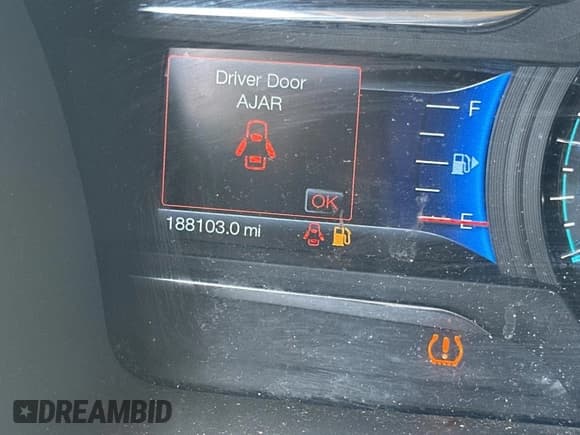 ✅ 2016 Ford Flex SEL • VIN: 2FMGK5C83GBA09724 • Lot: 77882914. Wystawiony na Copart z przebiegiem 188 103 mil. Bezpłatny archiwum sprzedaży aukcyjnych z USA i szczegółowy raport historii pojazdu na DreamBid. Zdjęcie 8.