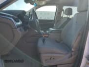 ✅ 2016 Chevrolet Suburban LS • VIN: 1GNSCGKC0GR232868 • Лот: 52762814. Опубликован ранее на Copart с пробегом 80 856 миль. Бесплатный доступ к архиву аукционных продаж из США и подробный отчёт об истории автомобиля на DreamBid. Изображение 7.