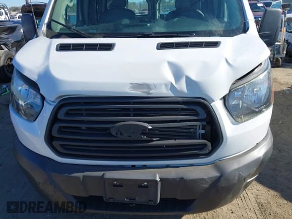 ✅ 2018 Ford Transit • VIN: 1FTYE1ZMXJKA85192 • Лот: 42709662. Опубликован ранее на IAAI с пробегом 192 616 миль. Бесплатный доступ к архиву аукционных продаж из США и подробный отчёт об истории автомобиля на DreamBid. Изображение 6.