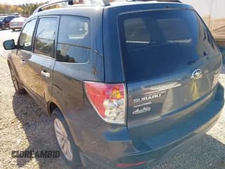 ✅ 2013 Subaru Forester X Premium • VIN: JF2SHADC0DH408244 • Lot: 43672427. Wystawiony na IAAI z przebiegiem 161 233 mil. Bezpłatny archiwum sprzedaży aukcyjnych z USA i szczegółowy raport historii pojazdu na DreamBid. Zdjęcie 3.