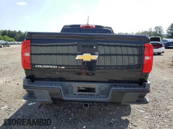 ✅ 2018 Chevrolet Colorado 4WD Z71 • VIN: 1GCGTDEN4J1307698 • Lot: 61918625. Listed on Copart with 101,400 mi. Free auction sales archive from the USA and detailed vehicle history report at DreamBid. Image 6.