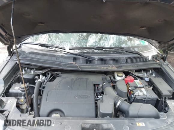 ✅ 2017 Ford Explorer • VIN: 1FM5K7B80HGD09817 • Lot: 42122712. Wystawiony na IAAI z przebiegiem 104 036 mil. Bezpłatny archiwum sprzedaży aukcyjnych z USA i szczegółowy raport historii pojazdu na DreamBid. Zdjęcie 10.