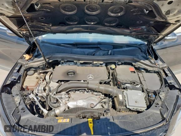 ✅ 2021 Mercedes-Benz GLA 250 • VIN: W1N4N4HB4MJ190670 • Lot: 81937845. Listed on Copart with 43,825 mi. Free auction sales archive from the USA and detailed vehicle history report at DreamBid. Image 12.