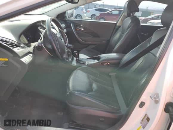 2014 Hyundai Azera с VIN KMHFG4JG4EA368249, выставлен на аукционе Copart как лот 48427945 с пробегом 176 106 миль миль и Чистый • Clean title. История ставок и продаж доступна на DreamBid. Изображение 7.