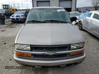 2003 Chevrolet S-10 LS с VIN 1GCDT19X238174351, выставлен на аукционе Copart как лот 79193044 с пробегом Не указан миль и Списание • Salvage title. История ставок и продаж доступна на DreamBid. Изображение 5.
