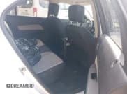 ✅ 2017 Chevrolet Equinox LT • VIN: 2GNALCEK6H6209938 • Lot: 43329565. Wystawiony na IAAI z przebiegiem 106 370 mil. Bezpłatny archiwum sprzedaży aukcyjnych z USA i szczegółowy raport historii pojazdu na DreamBid. Zdjęcie 8.