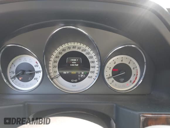 ✅ 2013 Mercedes-Benz GLK 350 • VIN: WDCGG5HB1DF973155 • Lot: 43171197. Listed on IAAI with 144,768 mi. Free auction sales archive from the USA and detailed vehicle history report at DreamBid. Image 7.