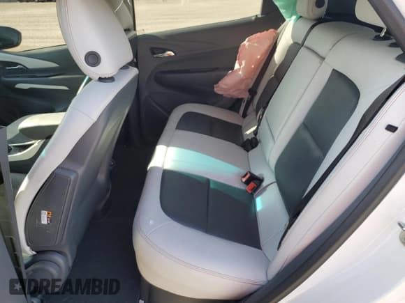 ✅ 2021 Chevrolet Bolt EV Premier • VIN: 1G1FZ6S0XM4104843 • Lot: 72056224. Wystawiony na Copart z przebiegiem 44 047 mil. Bezpłatny archiwum sprzedaży aukcyjnych z USA i szczegółowy raport historii pojazdu na DreamBid. Zdjęcie 11.