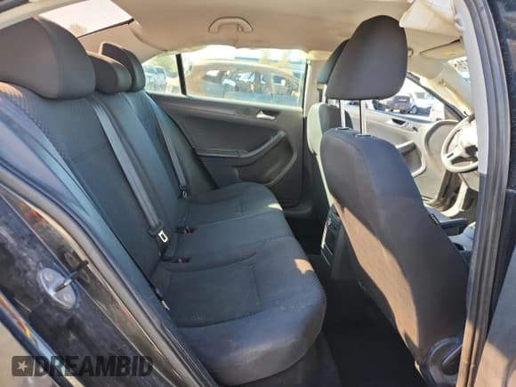 ✅ 2014 Volkswagen Jetta • VIN: 3VW1K7AJ8EM437566 • Lot: 89885275. Wystawiony na Copart z przebiegiem Nie podano. Bezpłatny archiwum sprzedaży aukcyjnych z USA i szczegółowy raport historii pojazdu na DreamBid. Zdjęcie 10.