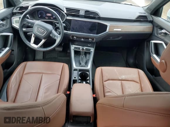 ✅ 2021 Audi Q3 S line Premium Plus • VIN: WA1EECF32M1149689 • Лот: 69182535. Опубликован ранее на Copart с пробегом 40 127 миль. Бесплатный доступ к архиву аукционных продаж из США и подробный отчёт об истории автомобиля на DreamBid. Изображение 8.