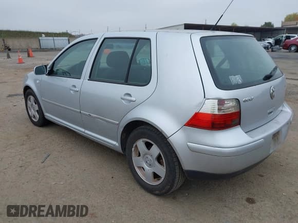 ✅ 2002 Volkswagen Golf GLS • VIN: 9BWGP61J524072821 • Lot: 43851064. Listed on IAAI with 203,220 mi. Free auction sales archive from the USA and detailed vehicle history report at DreamBid. Image 3.