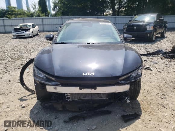 ✅ 2022 Kia EV6 Wind • VIN: KNDC3DLC7N5044248 • Лот: 63352534. Опубликован ранее на Copart с пробегом 16 797 миль. Бесплатный доступ к архиву аукционных продаж из США и подробный отчёт об истории автомобиля на DreamBid. Изображение 5.