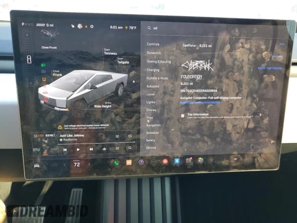 ✅ 2024 Tesla Cybertruck • VIN: 7G2CEHED2RA020834 • Лот: 73682154. Опубликован ранее на Copart с пробегом 9 221 миль. Бесплатный доступ к архиву аукционных продаж из США и подробный отчёт об истории автомобиля на DreamBid. Изображение 9.