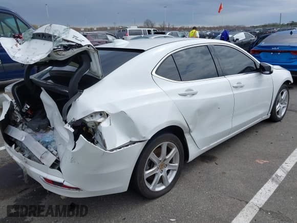 ✅ 2016 Acura TLX Technology • VIN: 19UUB1F56GA013295 • Lot: 42011330. Listed on IAAI with 98,256 mi. Free auction sales archive from the USA and detailed vehicle history report at DreamBid. Image 4.