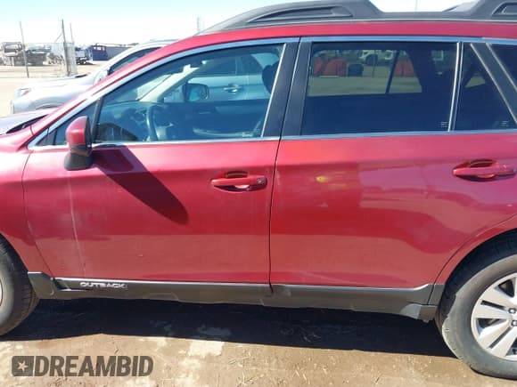 ✅ 2018 Subaru Outback Premium • VIN: 4S4BSACC9J3356313 • Lot: 43467066. Listed on IAAI with 148,587 mi. Free auction sales archive from the USA and detailed vehicle history report at DreamBid. Image 14.
