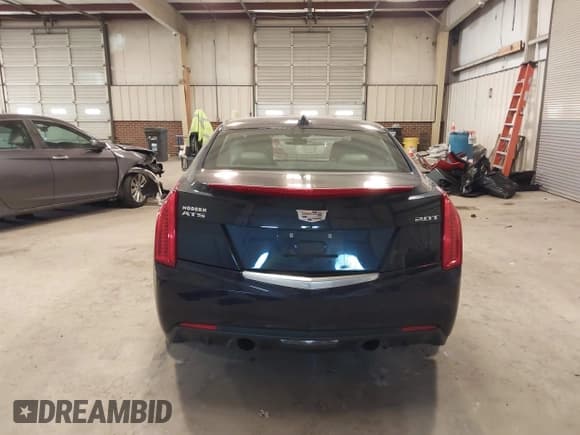 ✅ 2016 Cadillac ATS Luxury Collection RWD • VIN: 1G6AB5RX6G0113086 • Lot: 41421552. Wystawiony na IAAI z przebiegiem 105 528 mil. Bezpłatny archiwum sprzedaży aukcyjnych z USA i szczegółowy raport historii pojazdu na DreamBid. Zdjęcie 15.