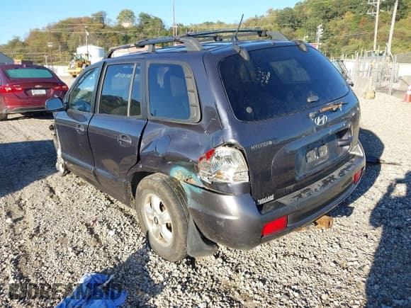 ✅ 2006 Hyundai Santa Fe GLS • VIN: KM8SC73D16U104176 • Лот: 43419641. Опубликован ранее на IAAI с пробегом Не указан. Бесплатный доступ к архиву аукционных продаж из США и подробный отчёт об истории автомобиля на DreamBid. Изображение 3.