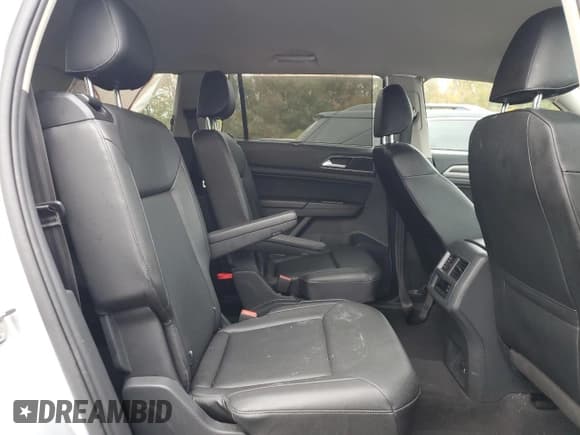 ✅ 2019 Volkswagen Atlas SE • VIN: 1V2WR2CA5KC545644 • Lot: 90772645. Listed on Copart with 24,162 mi. Free auction sales archive from the USA and detailed vehicle history report at DreamBid. Image 11.