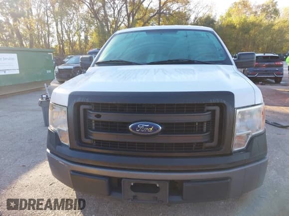 ✅ 2014 Ford F-150 XL • VIN: 1FTMF1CM3EKE26376 • Lot: 43607085. Listed on IAAI with 212,945 mi. Free auction sales archive from the USA and detailed vehicle history report at DreamBid. Image 12.
