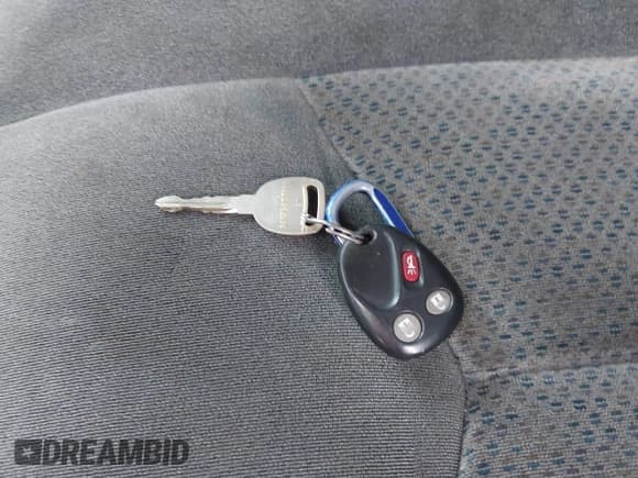 ✅ 2004 Chevrolet Silverado 2500HD LS • VIN: 1GCHC23204F233317 • Лот: 41774732. Опубликован ранее на IAAI с пробегом 182 896 миль. Бесплатный доступ к архиву аукционных продаж из США и подробный отчёт об истории автомобиля на DreamBid. Изображение 11.