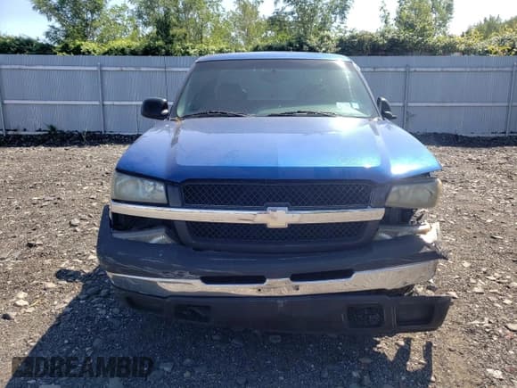 ✅ 2003 Chevrolet Silverado 1500 • VIN: 2GCEC19V431393432 • Лот: 70439904. Опубликован ранее на Copart с пробегом 326 454 миль. Бесплатный доступ к архиву аукционных продаж из США и подробный отчёт об истории автомобиля на DreamBid. Изображение 5.