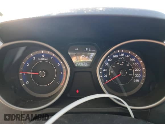 ✅ 2016 Hyundai Elantra Value Edition • VIN: KMHDH4AE4GU626886 • Lot: 85871835. Wystawiony na Copart z przebiegiem 250 819 mil mil. Skorzystaj z bezpłatnego archiwum sprzedaży aukcyjnych z USA i zobacz szczegółowy raport historii pojazdu na DreamBid. Zdjęcie 9.