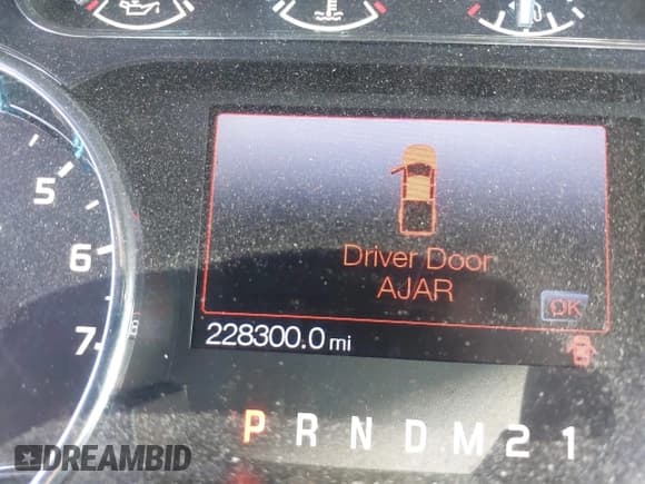 ✅ 2012 Ford F-150 XL • VIN: 1FTFW1ET7CFB53087 • Lot: 42417327. Listed on IAAI with 228,300 mi. Free auction sales archive from the USA and detailed vehicle history report at DreamBid. Image 15.