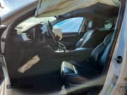 ✅ 2020 Genesis G70 2.0T • VIN: KMTG64LA5LU062310 • Лот: 64778465. Опубликован ранее на Copart с пробегом 82 356 миль. Бесплатный доступ к архиву аукционных продаж из США и подробный отчёт об истории автомобиля на DreamBid. Изображение 7.