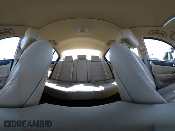 ✅ 2013 Hyundai Genesis 3.8L • VIN: KMHGC4DD2DU228313 • Лот: 42173874. Опубликован ранее на IAAI с пробегом 101 504 миль. Бесплатный доступ к архиву аукционных продаж из США и подробный отчёт об истории автомобиля на DreamBid. Изображение 19.