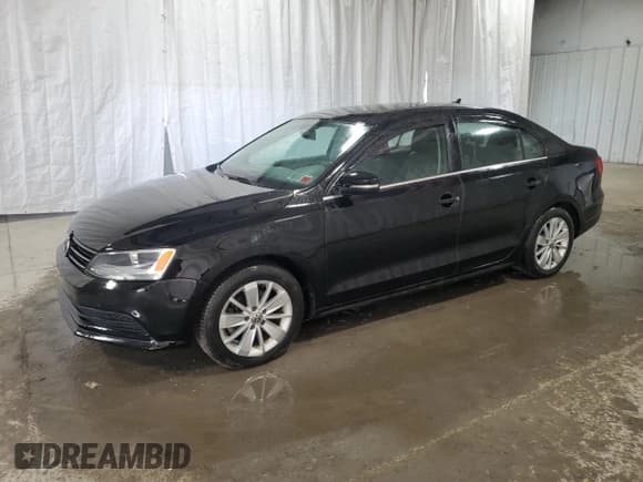 ✅ 2015 Volkswagen Jetta SE • VIN: 3VWD17AJ3FM282409 • Lot: 47864745. Listed on Copart with 86,037 mi. Free auction sales archive from the USA and detailed vehicle history report at DreamBid. Image 1.