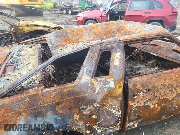 ✅ 1979 Ford Thunderbird • VIN: 9G874119148 • Лот: 85280665. Опубликован ранее на Copart с пробегом Не указан. Бесплатный доступ к архиву аукционных продаж из США и подробный отчёт об истории автомобиля на DreamBid. Изображение 10.