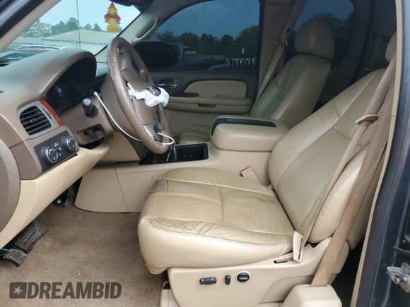 ✅ 2009 GMC Sierra 1500 • VIN: 2GTEK39J791120473 • Lot: 87183974. Wystawiony na Copart z przebiegiem 267 741 mil. Bezpłatny archiwum sprzedaży aukcyjnych z USA i szczegółowy raport historii pojazdu na DreamBid. Zdjęcie 7.