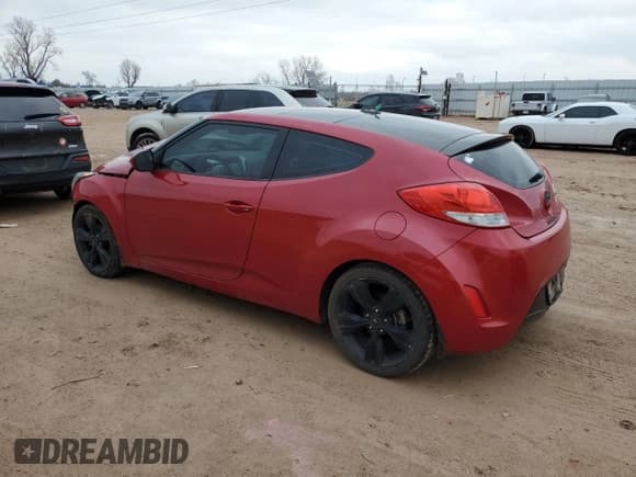 ✅ 2013 Hyundai Veloster w/Black Int • VIN: KMHTC6AD2DU121339 • Lot: 86772194. Wystawiony na Copart z przebiegiem 117 376 mil. Bezpłatny archiwum sprzedaży aukcyjnych z USA i szczegółowy raport historii pojazdu na DreamBid. Zdjęcie 2.