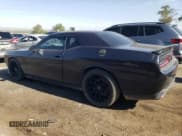 ✅ 2017 Dodge Challenger T/A 392 • VIN: 2C3CDZFJ4HH554630 • Lot: 64215434. Wystawiony na Copart z przebiegiem Nie podano. Bezpłatny archiwum sprzedaży aukcyjnych z USA i szczegółowy raport historii pojazdu na DreamBid. Zdjęcie 2.