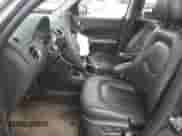 ✅ 2010 Chevrolet HHR 1LT • VIN: 3GNBABDB0AS558882 • Лот: 80700794. Размещён на Copart с пробегом 121 434 миль миль. Получите бесплатный доступ к архиву аукционных продаж из США и посмотрите подробный отчёт об истории автомобиля на DreamBid. Изображение 7.