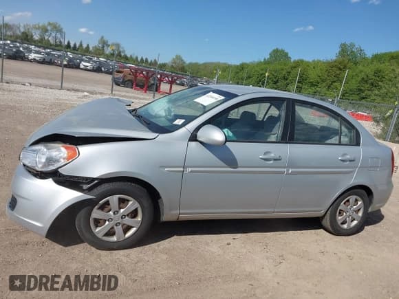 ✅ 2009 Hyundai Accent Auto GLS • VIN: KMHCN46C69U326197 • Лот: 42268198. Опубликован ранее на IAAI с пробегом 74 308 миль. Бесплатный доступ к архиву аукционных продаж из США и подробный отчёт об истории автомобиля на DreamBid. Изображение 14.