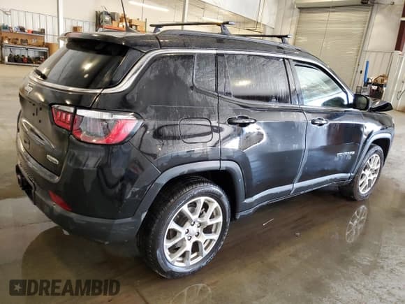 ✅ 2023 Jeep Compass Latitude Lux • VIN: 3C4NJDFN1PT524042 • Лот: 84833365. Опубликован ранее на Copart с пробегом 83 019 миль. Бесплатный доступ к архиву аукционных продаж из США и подробный отчёт об истории автомобиля на DreamBid. Изображение 3.