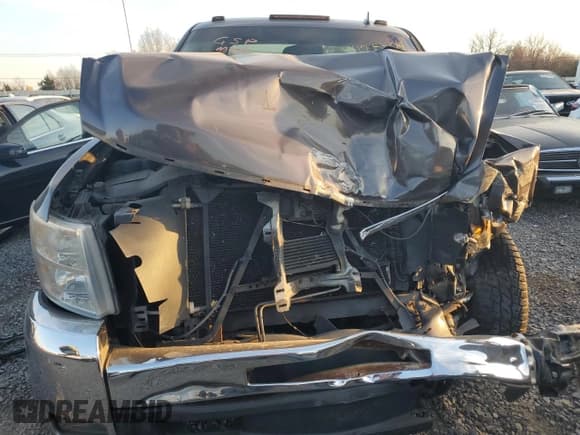 ✅ 2010 Chevrolet Silverado 2500HD LT • VIN: 1GC4KXBG3AF129508 • Лот: 81125504. Опубликован ранее на Copart с пробегом Не указан. Бесплатный доступ к архиву аукционных продаж из США и подробный отчёт об истории автомобиля на DreamBid. Изображение 11.