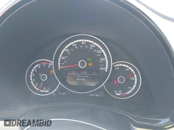 ✅ 2015 Volkswagen Beetle 1.8T • VIN: 3VWF17AT9FM651641 • Lot: 43559860. Listed on IAAI with 80,780 mi. Free auction sales archive from the USA and detailed vehicle history report at DreamBid. Image 7.