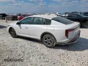 ✅ 2025 Kia K4 LXS • VIN: 3KPFT4DE5SE191682 • Lot: 85179705. Wystawiony na Copart z przebiegiem 1 439 mil. Bezpłatny archiwum sprzedaży aukcyjnych z USA i szczegółowy raport historii pojazdu na DreamBid. Zdjęcie 2.